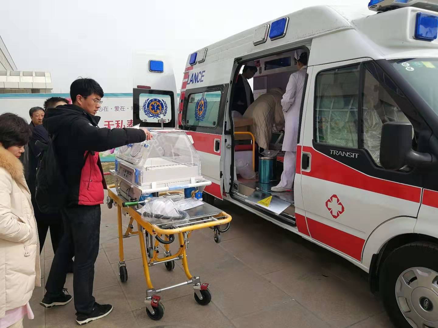 赫章县救护车转院